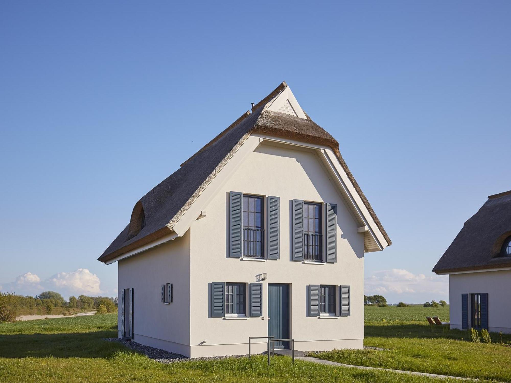 Reetland am Meer - Luxus Reetdachvilla mit 3 Schlafzimmern, Sauna und Kamin F12 Dranske Exterior foto